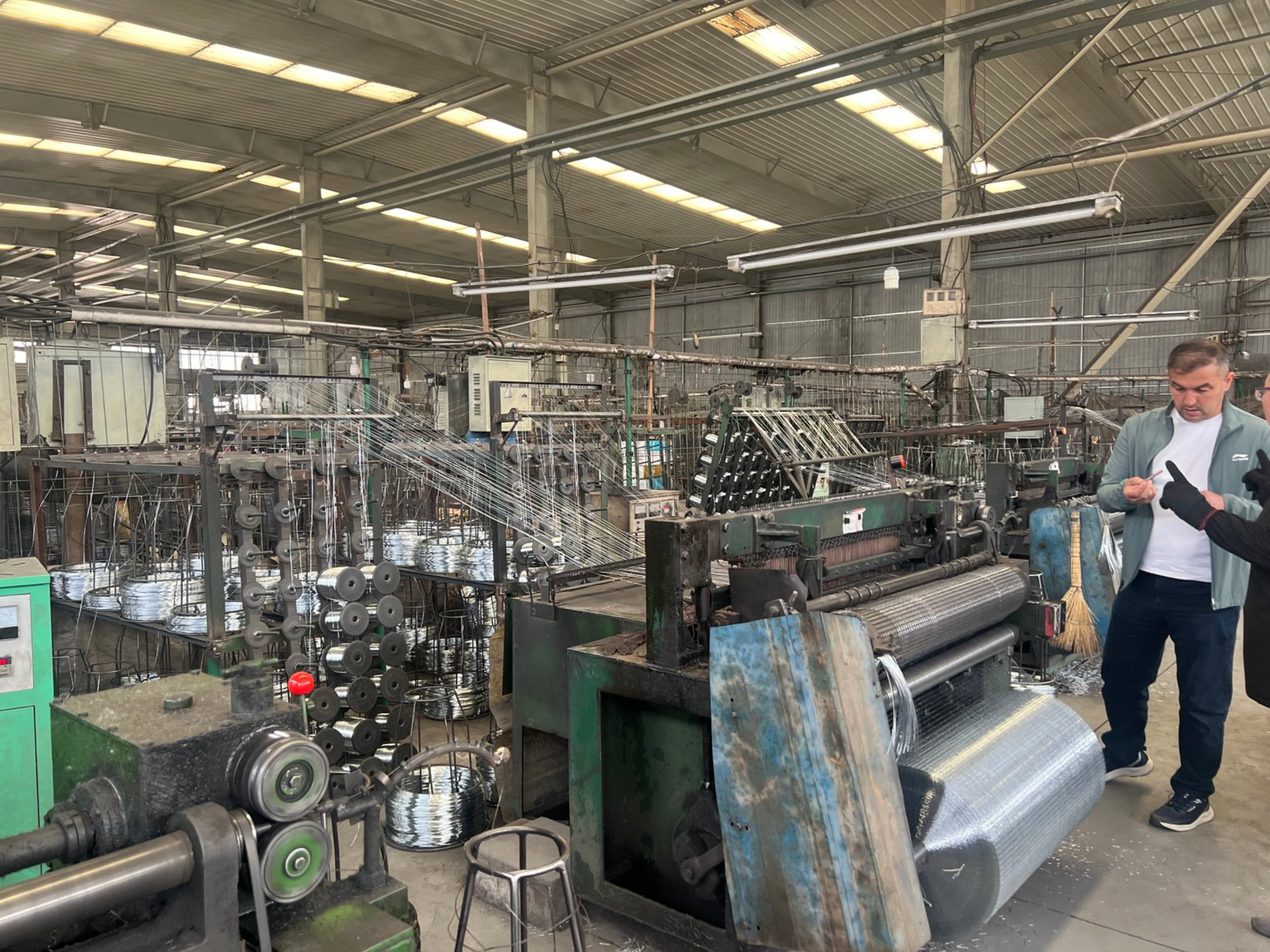 Wire mesh weaving workshop at Anping Haoyu factory